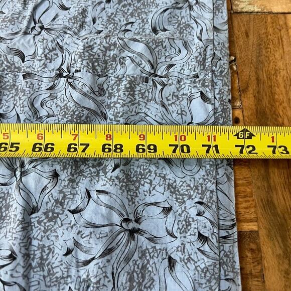 Handmade Fan Quilt Patchwork Floral Pattern Reversible 71.5"x 67" - Picture 13 of 16